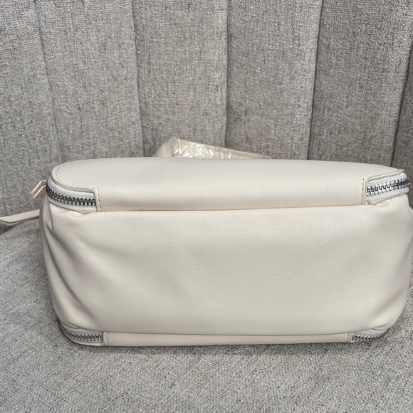 Steve Madden Cream Satchel - Picture 4 of 6